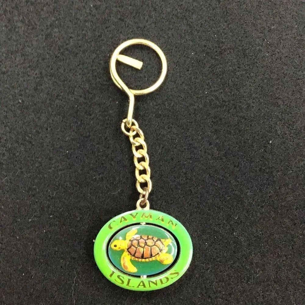 Keychain, Cayman Islands, handpainted Sea turtle from estate sale ￼